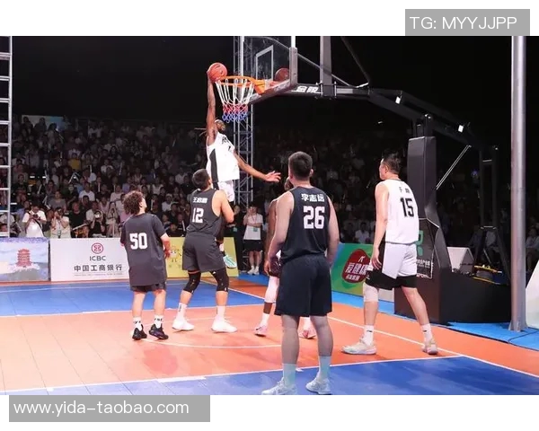 任骏飞领衔球队奋战新赛季展现篮球激情与团队精神的完美结合